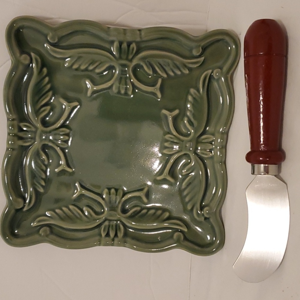Two Piece Cheese Plate And Cheese Knife